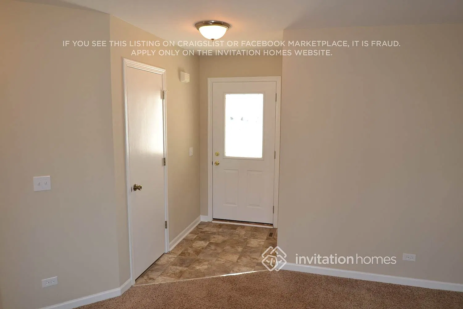 610 Meadow Ave Woodstock, IL 60098 — Photo 2