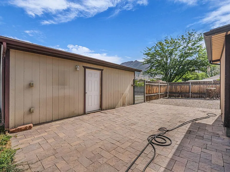 2189 E 6675 S — Photo 22