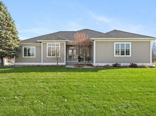 3134 Indigo Ridge Ct SW, Byron Center, MI 49315