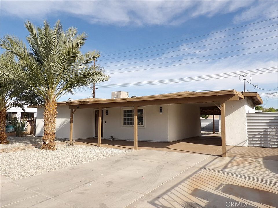1st image of 52426 Shady Ln