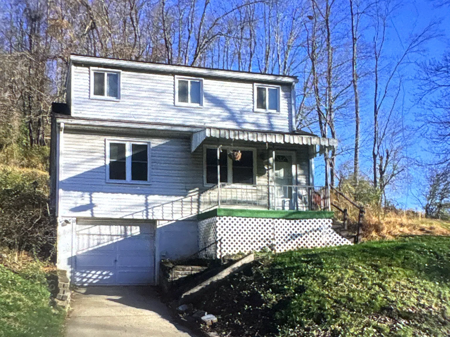 3 bed, 1193 sqft, $1,600 — Photo 1