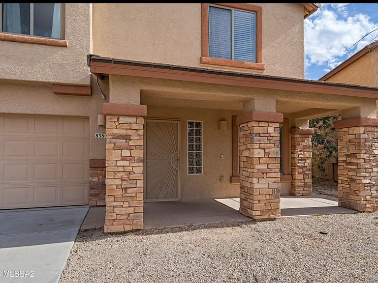8380 N Weston Pl — Photo 34