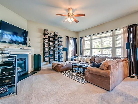 3rd image of 4204 Brookline Dr