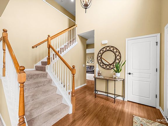 3rd image of 180 Chapin Way