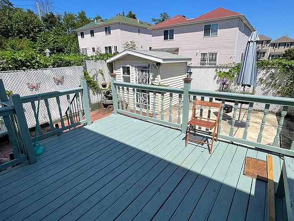 5th image of 265 Osgood Ave #1