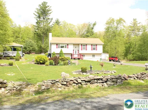 5111 Foliage Way, East Stroudsburg, PA 18302