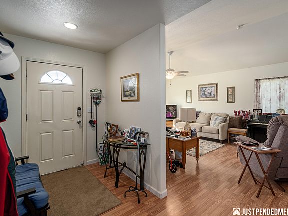 4th image of 7121 W Wellington Dr
