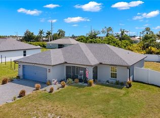 2627 NE 4th Ave, Cape Coral, FL 33909