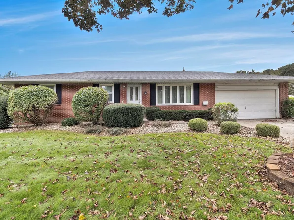 53188 Brookfield Dr, Elkhart, IN 46514