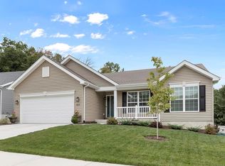 705 Crested Point Dr, Eureka, MO 63025