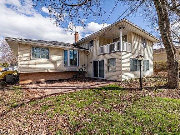 3rd image of 6764 Reid Dr