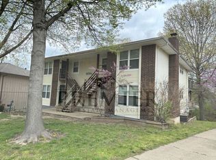 16704 E 28th Pl #D, Independence, MO 64055