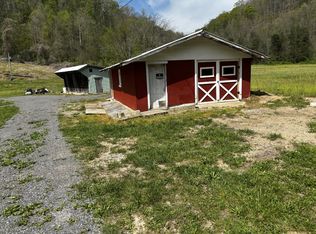 285 Crabtree Creek Rd, Whitleyville, TN 38588