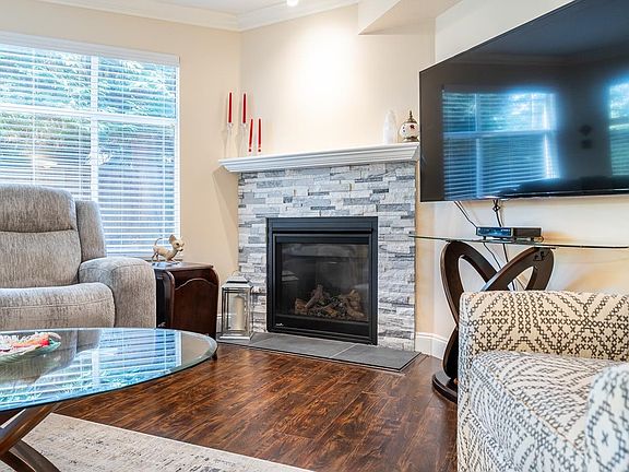 2nd image of 6866 Nicholson Rd #101