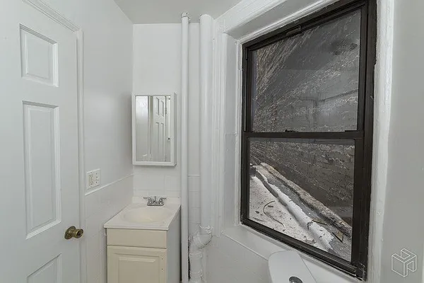 Rented by Halstead Real Estate | media 23