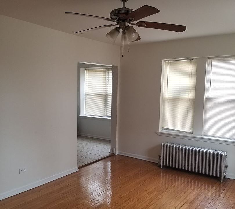 1st image of 1131 E 79th Pl #6148813