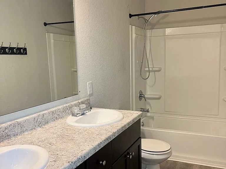 7515 Crestway Rdg — Photo 9