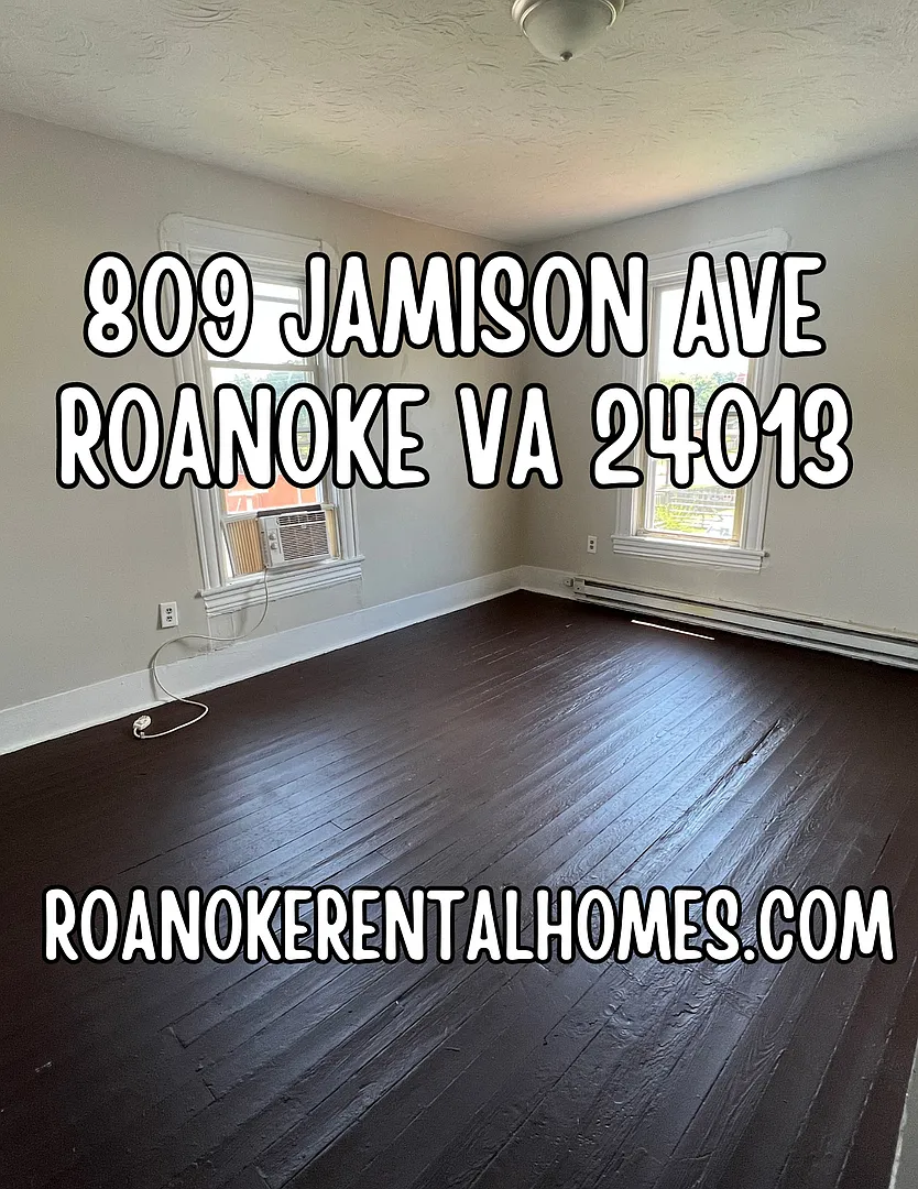 809 Jamison Ave SE — Photo 2