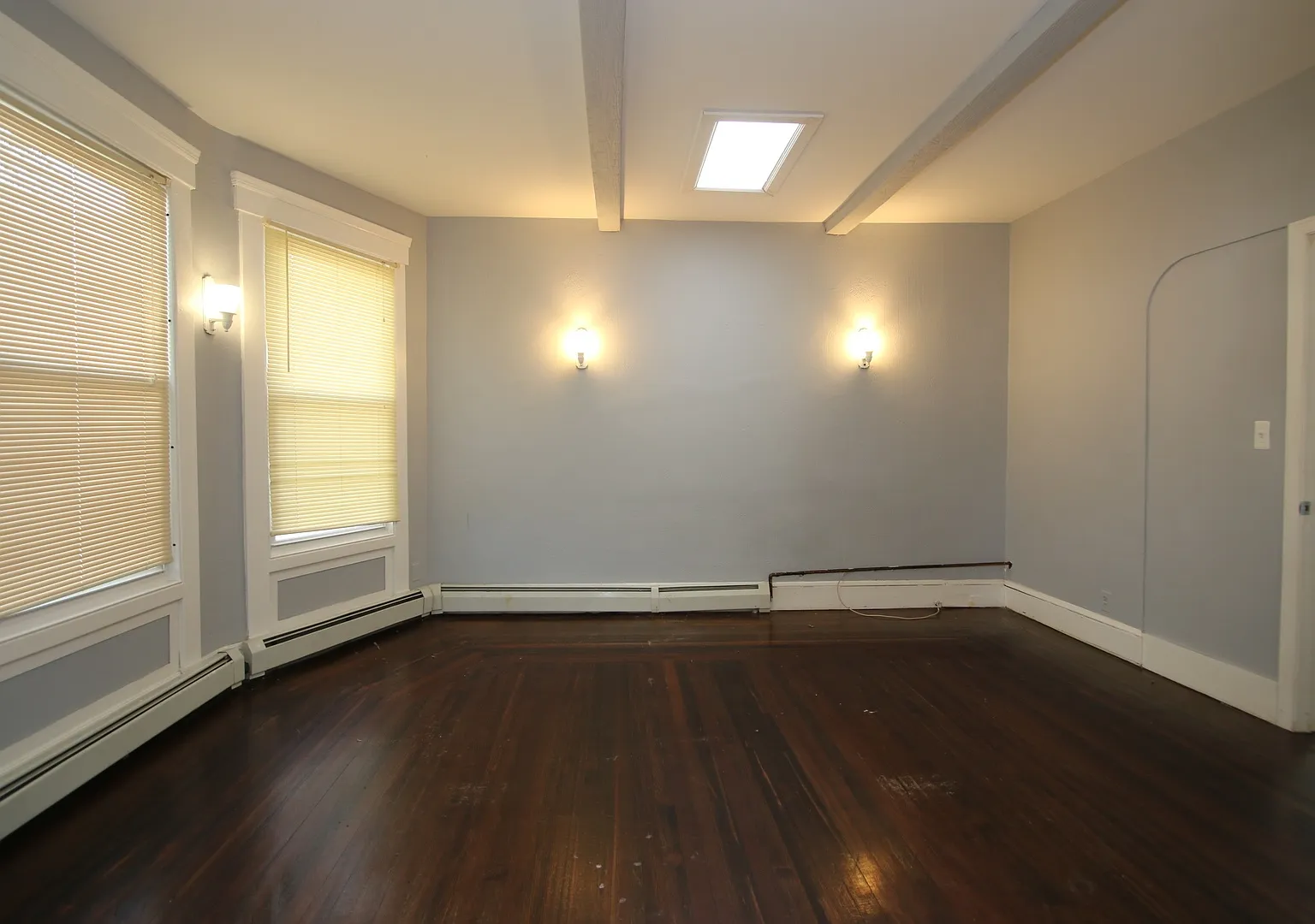 146 Gilbert — Photo 2