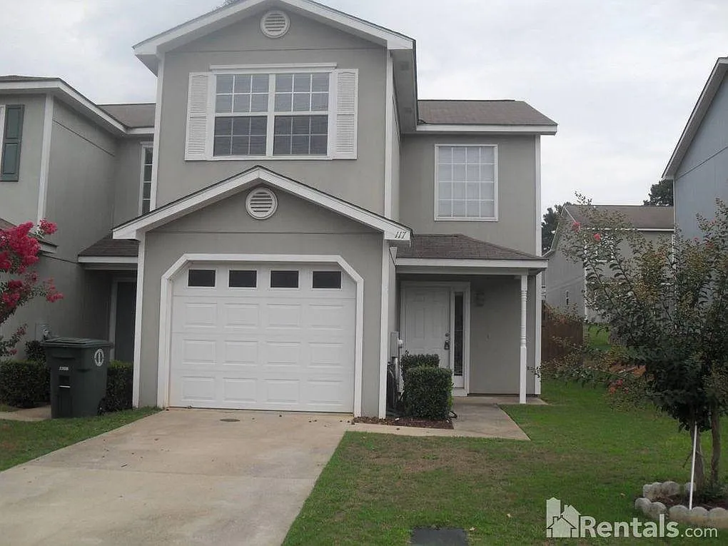 3 bed, 2.5 bath, 1493 sqft, $1,375 — Photo 1