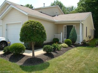 6280 Forest Park Dr, North Ridgeville, OH 44039