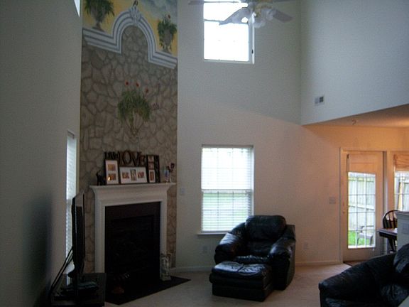 Great Room \ Living Room