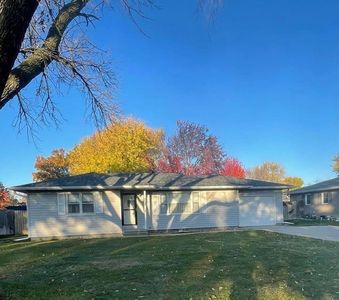 727 Glenwood Ave, Hastings, NE, 68901