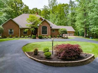 5525 Contest Rd, Paducah, KY 42001