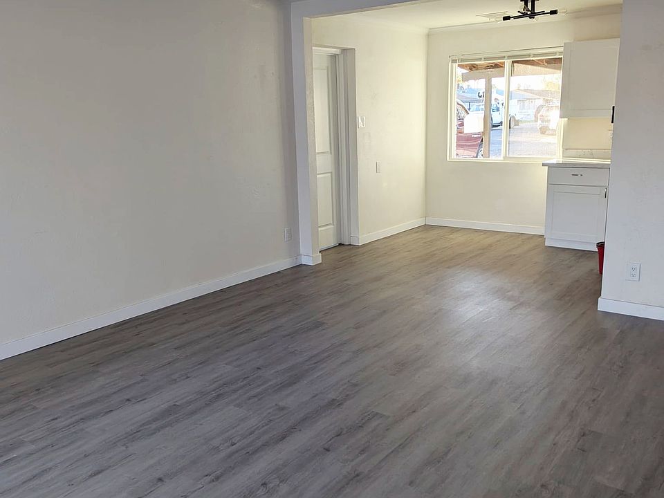 1st image of 3421 W Montecito Ave