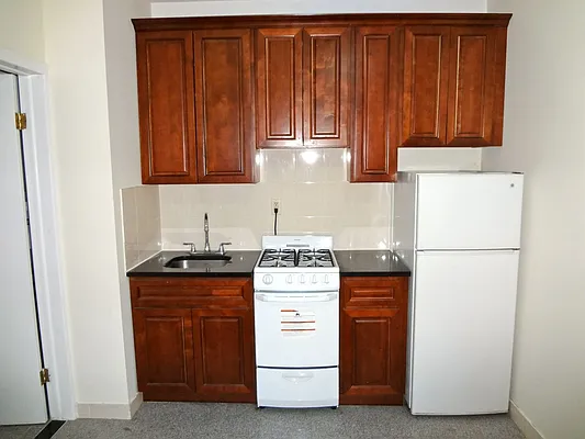 Rented by Steven Apuzzi LLC | media 31