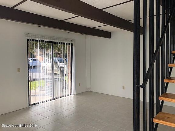 4th image of 4616 Overlook Dr NE #4616