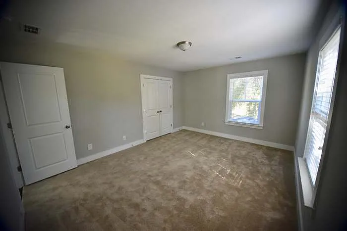 481 Fort Johnson Rd — Photo 13