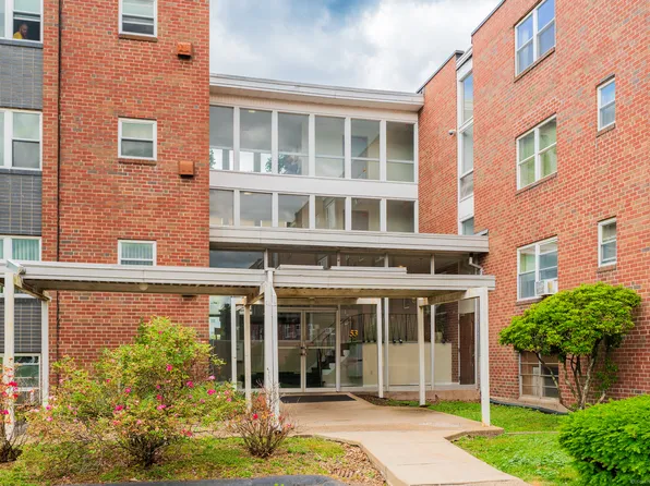 53 Wolcott Hill Road APT C8, Wethersfield, CT 06109