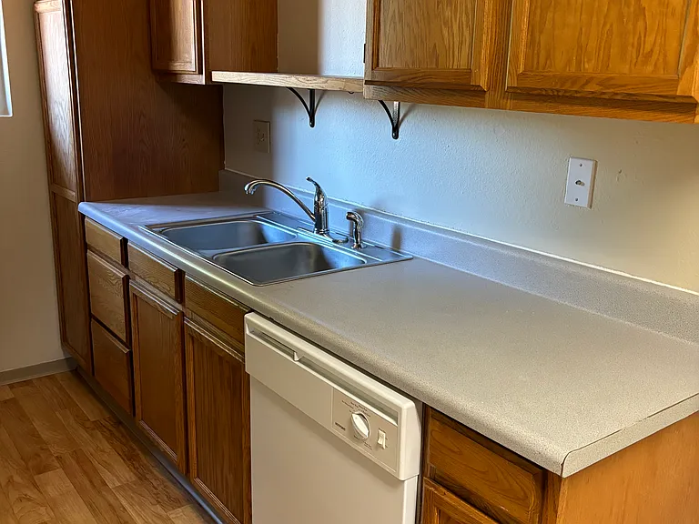 1634 S Kent Des Moines Rd #2 — Photo 8