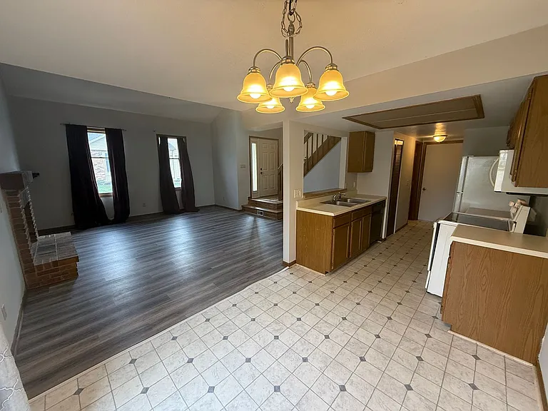 5123 Pinebrook Dr — Photo 10