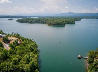 2025 Laurel Ridge Ct, Morganton, NC 28655