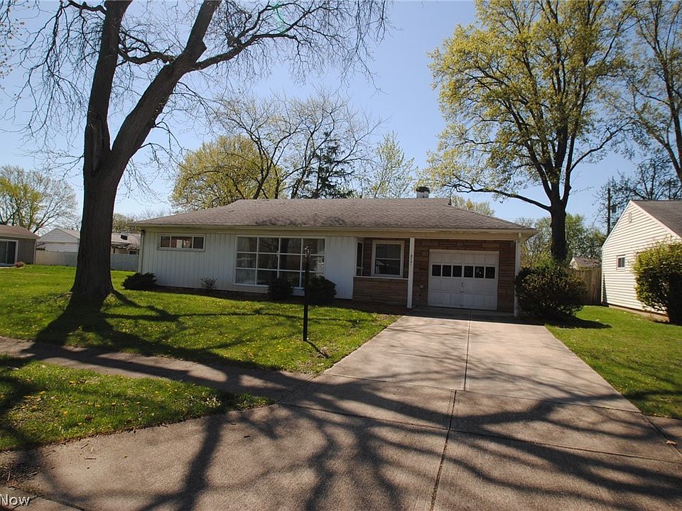 8721 Newkirk Dr, Parma Heights, OH 44130 Zillow