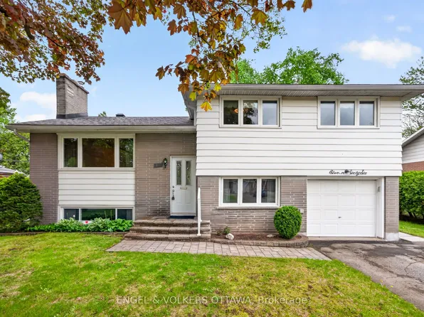 1166 Castle Hill Cres, Ottawa, ON K2C 2A8