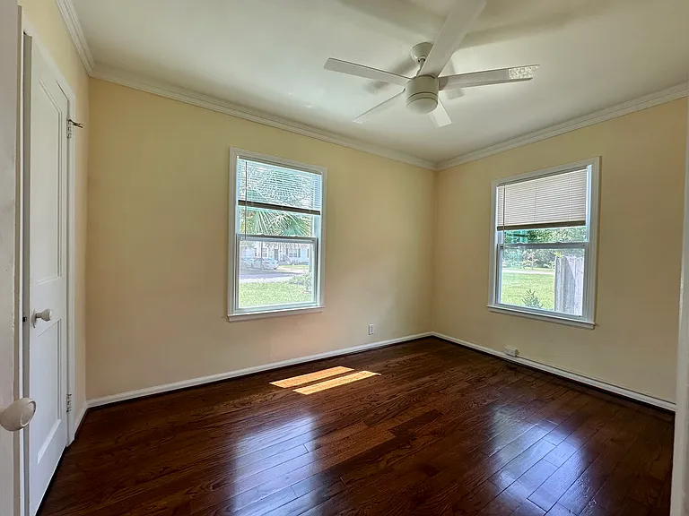 219 NW Gilliland Rd — Photo 9