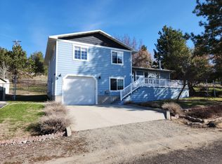1023 N Adams St, Republic, WA 99166