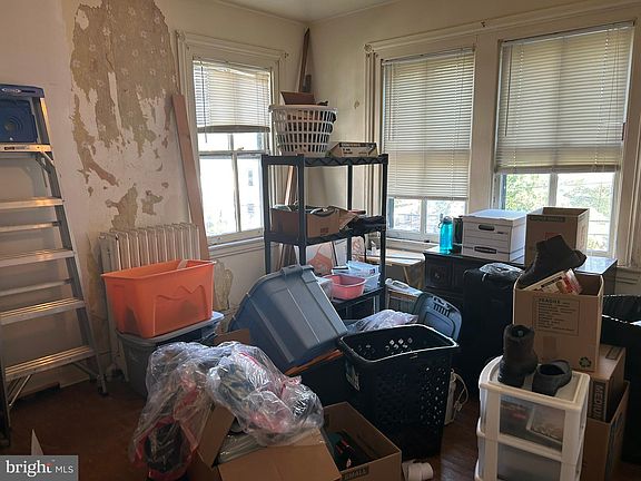 3rd image of 63 W Greenwood Ave