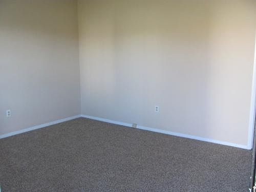3rd image of 328 Ronthor Dr