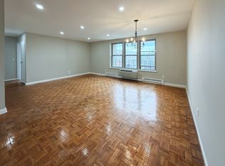 274 County Rd #3E, Tenafly, NJ 07670