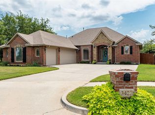 3422 Windmill Rd, Moore, OK 73165