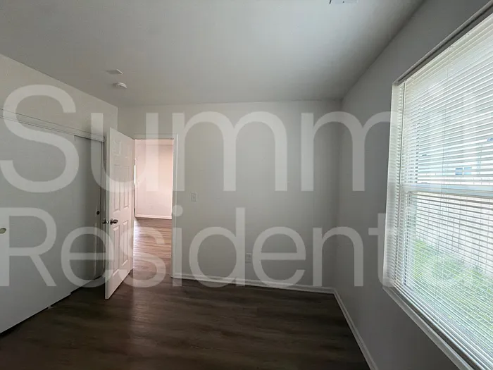 327 Laclede St #B — Photo 16