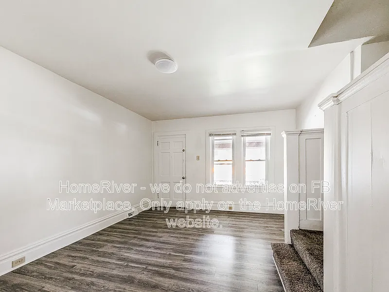 2 bed, 1.0 bath, 1024 sqft, $1,165 — Photo 3