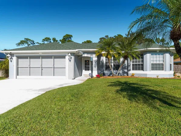 527 SE Greenway Ter, Port Saint Lucie, FL 34983