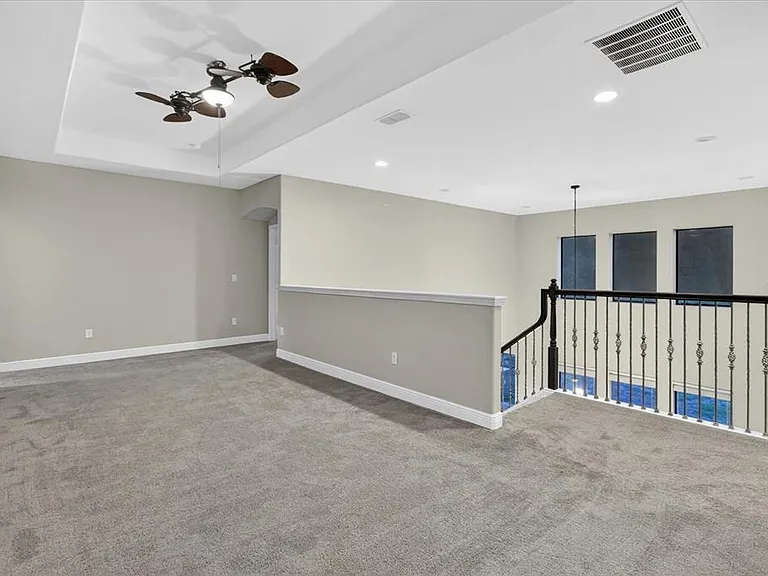 1389 Heritage Landings Dr — Photo 43