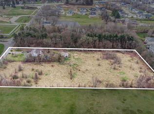 51405 Elm Rd, Granger, IN 46530