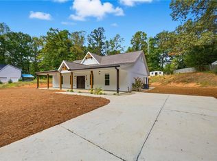 133 Sharon Ct, Dallas, GA 30132